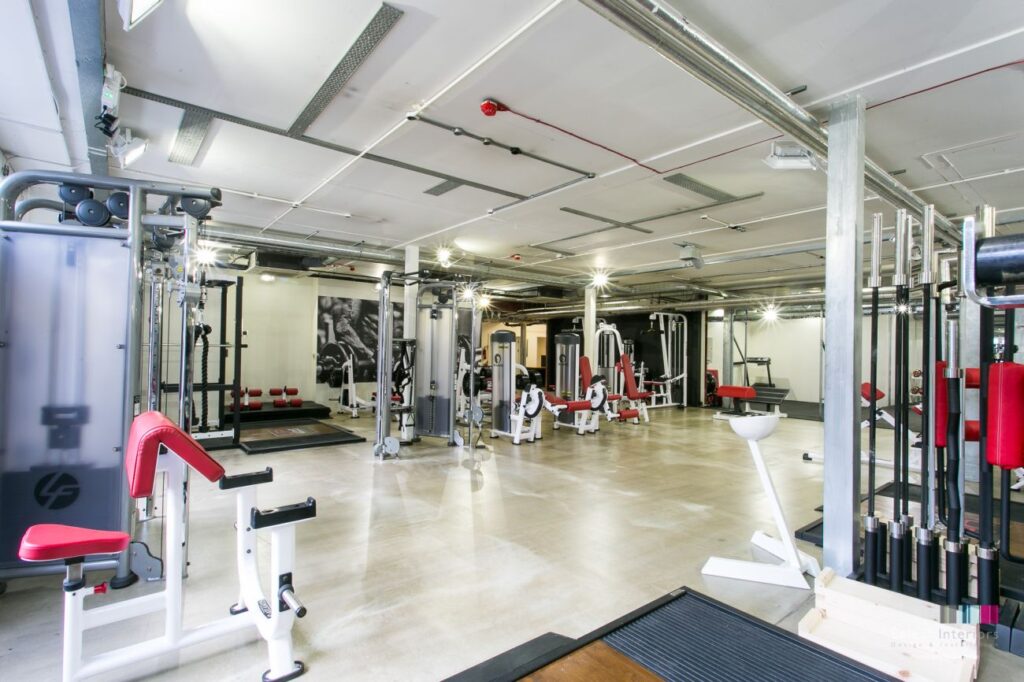 Up-Fitness Gym Spinningfields Manchester Gym fit out by Select Interiors